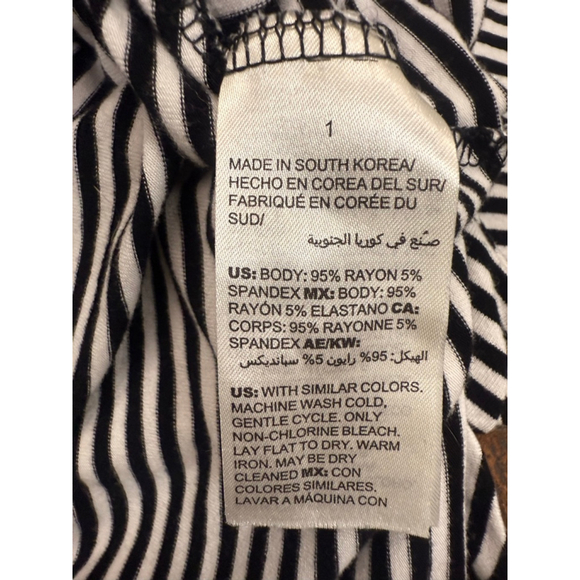 Women's Chico's Black & White Striped Tunic Top Size M - Picture 10 of 10